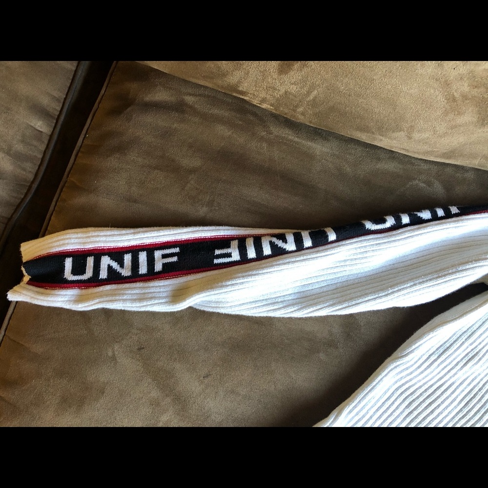 UNIF Cropped Top Badsport White Turtleneck Sweater - Picture 6 of 13